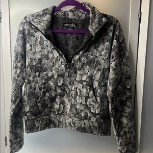 Kyodan Vail Plush Pull-Over Jacket with a floral pattern TP/XS